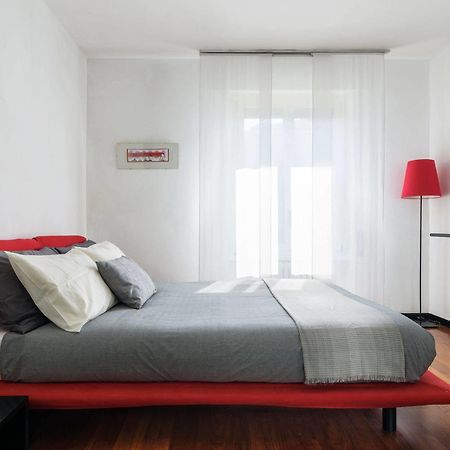Alcuino Apartment Милано Екстериор снимка