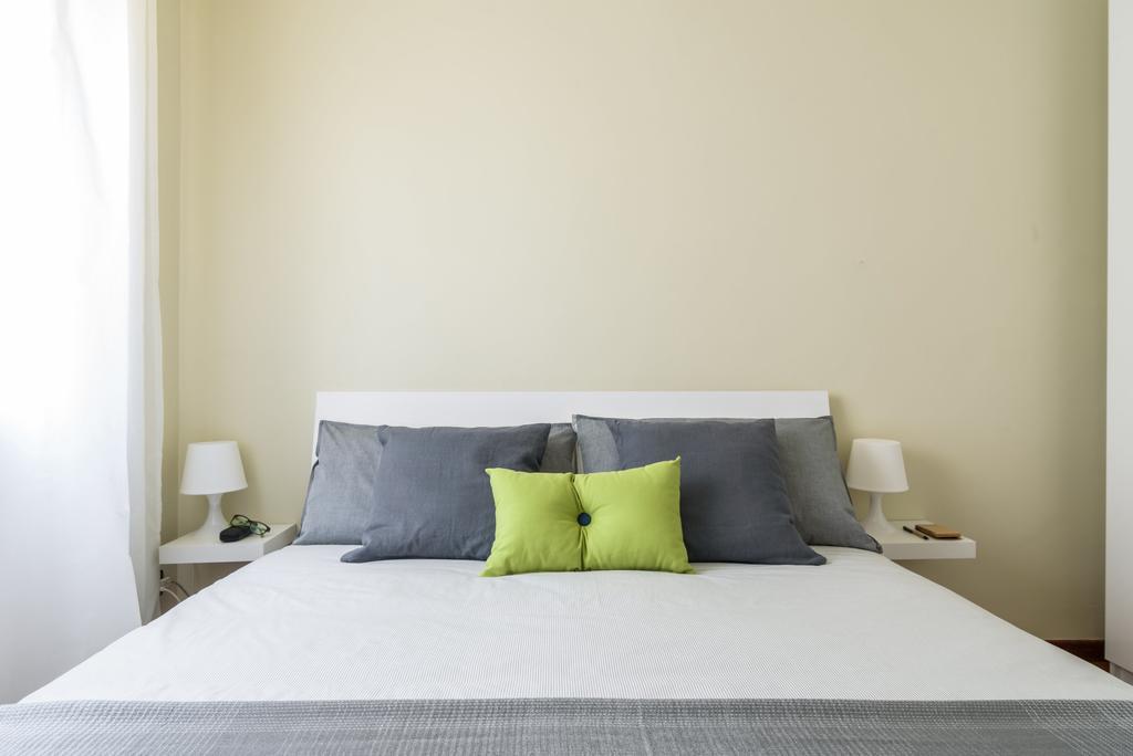 Alcuino Apartment Милано Екстериор снимка