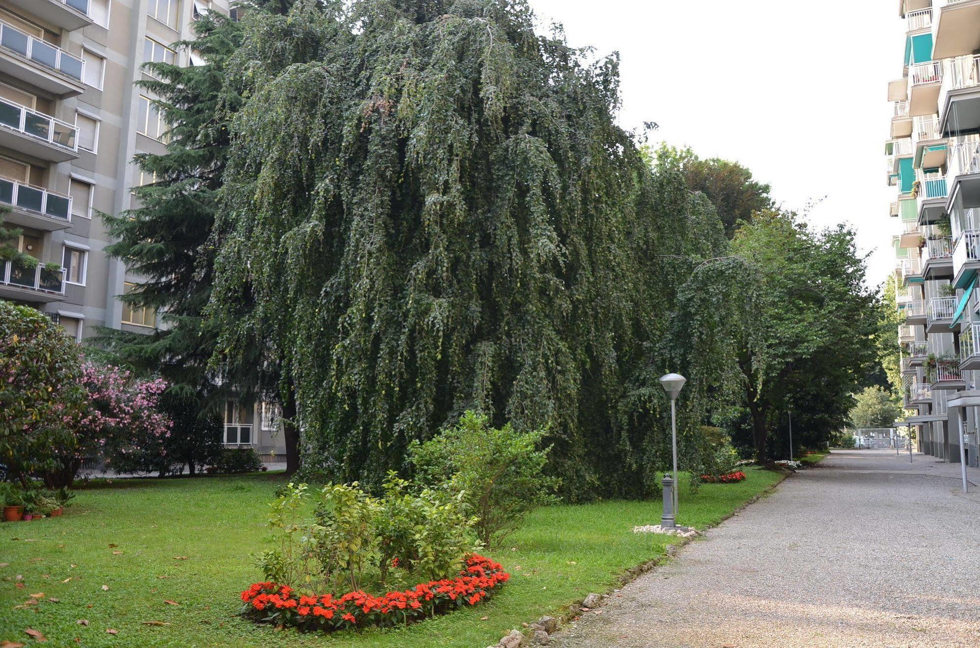 Alcuino Apartment Милано Екстериор снимка