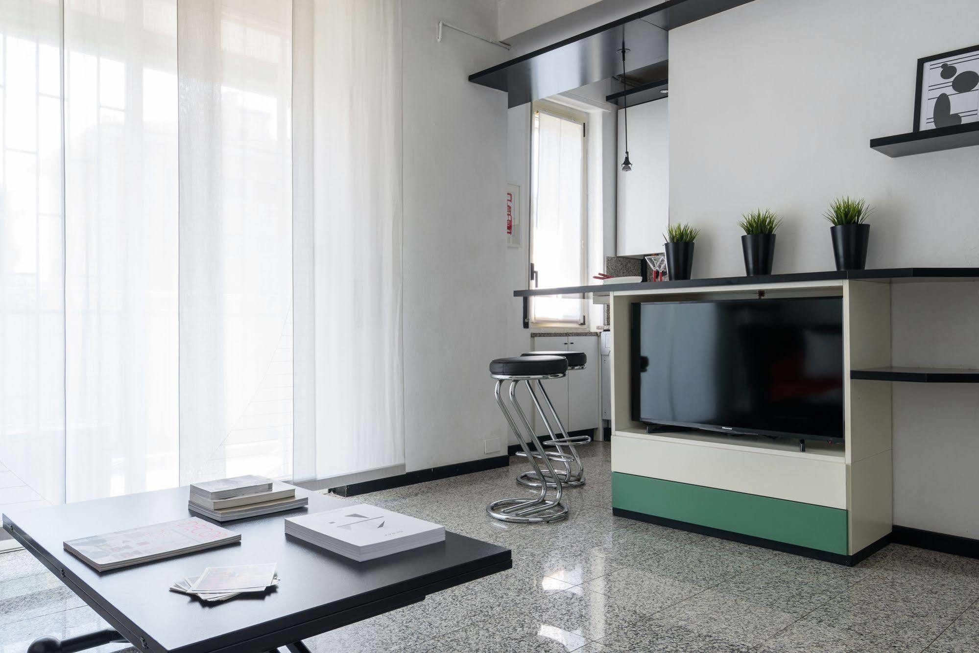 Alcuino Apartment Милано Екстериор снимка