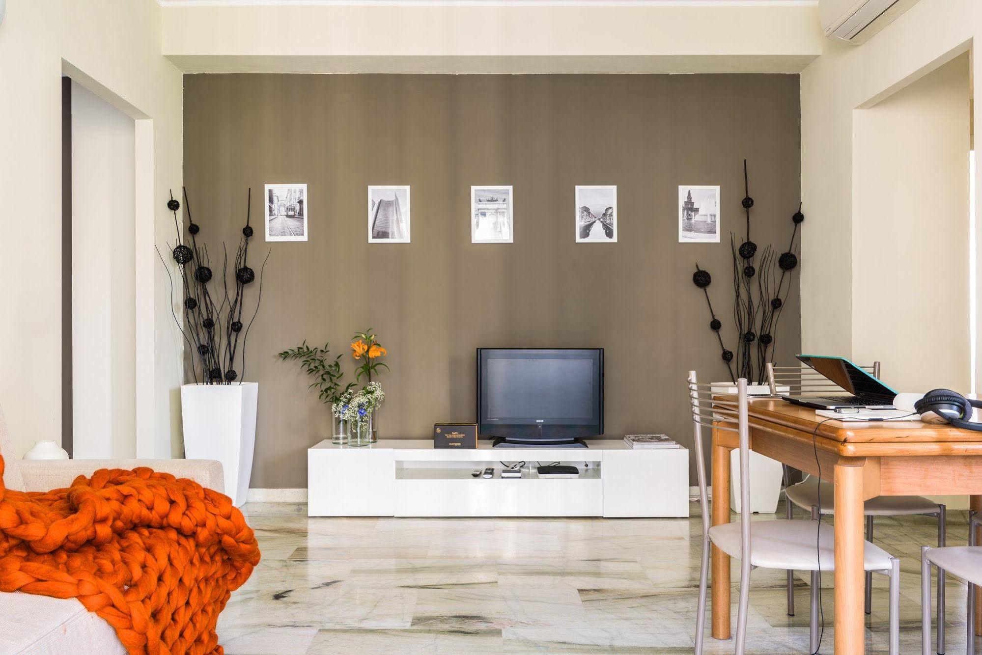 Alcuino Apartment Милано Екстериор снимка