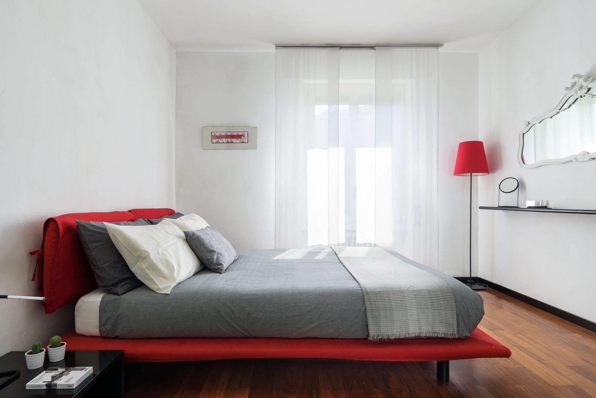 Alcuino Apartment Милано Екстериор снимка