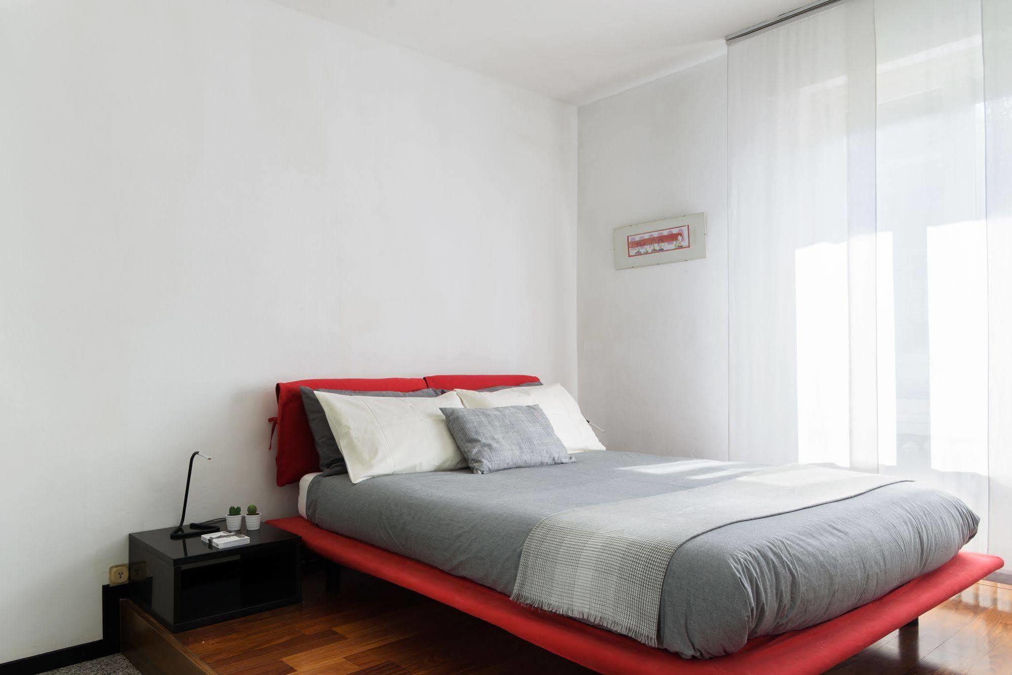 Alcuino Apartment Милано Екстериор снимка