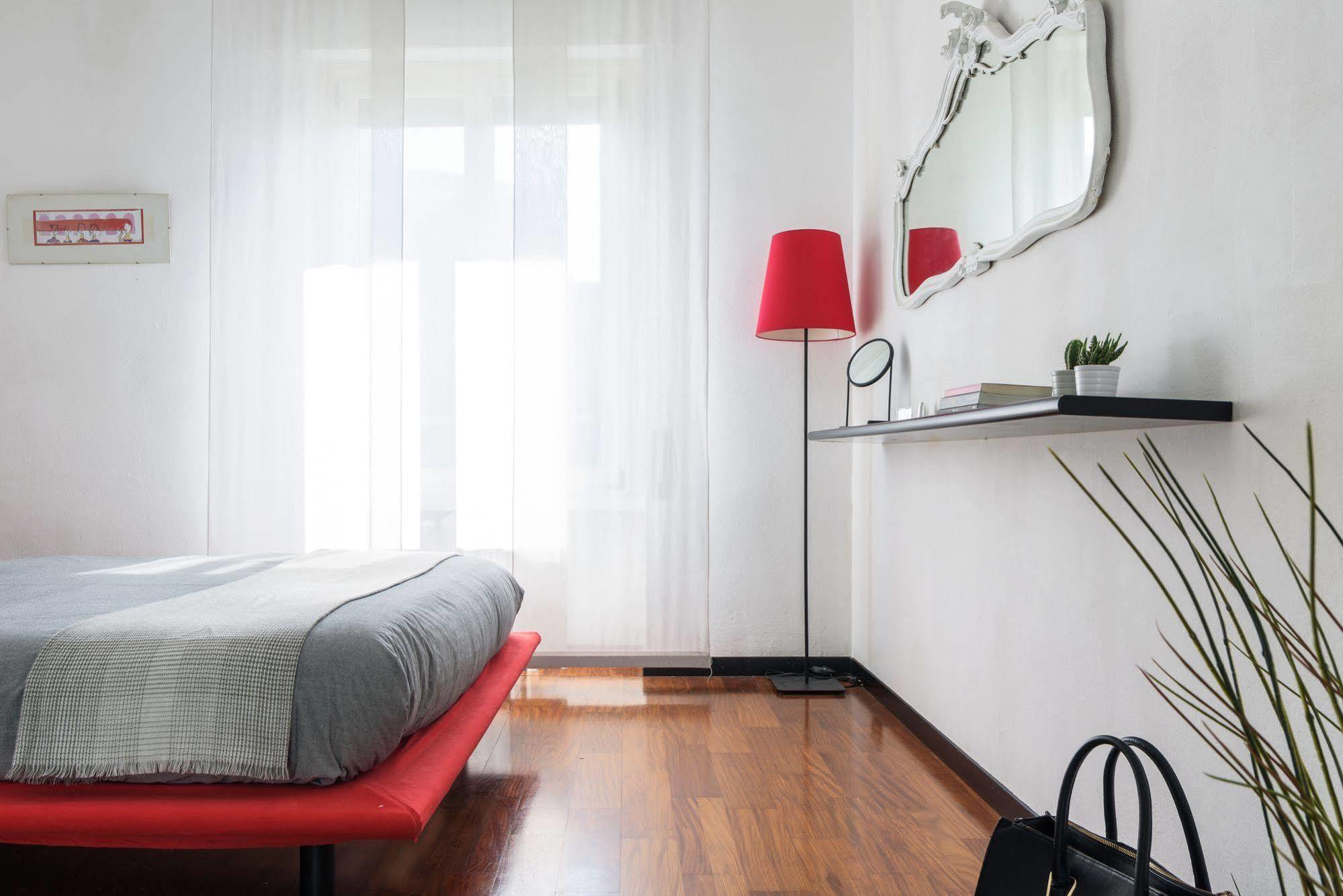 Alcuino Apartment Милано Екстериор снимка